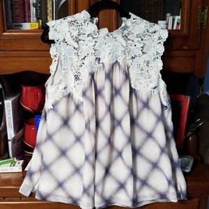 Loft sleeveless blouse